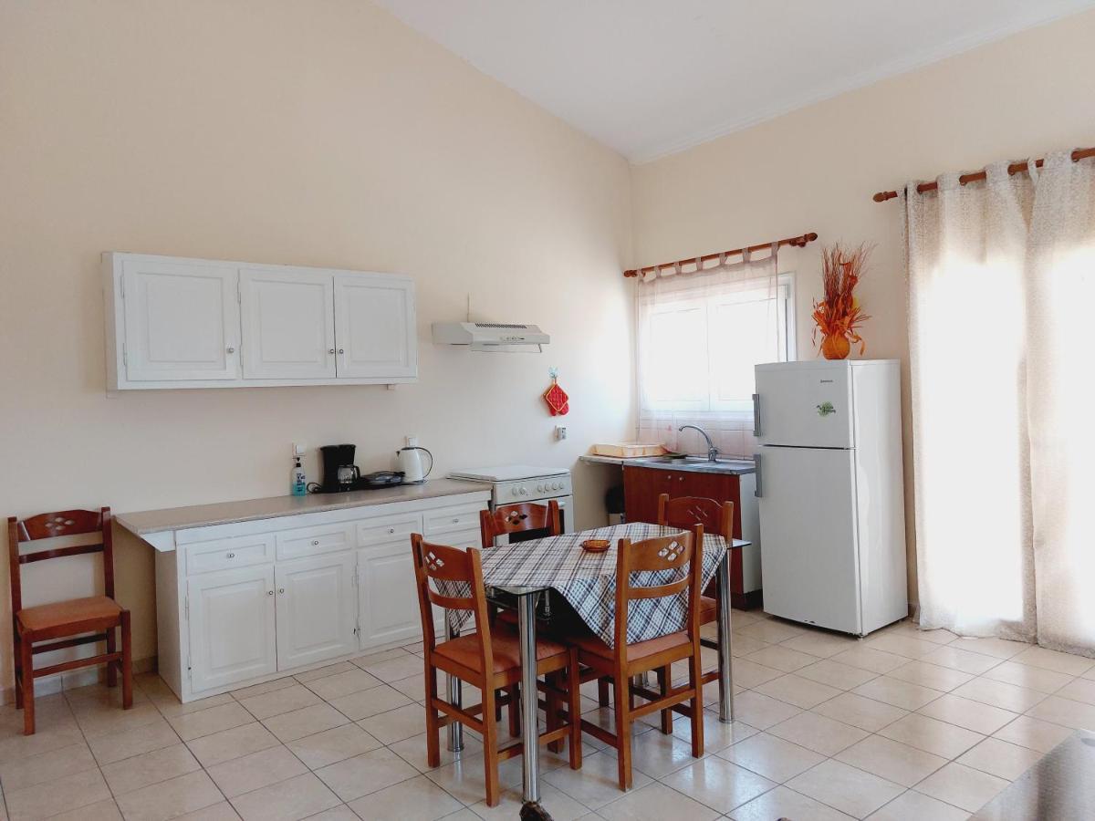 Zoi & Alexia Apartments Ípszosz Kültér fotó